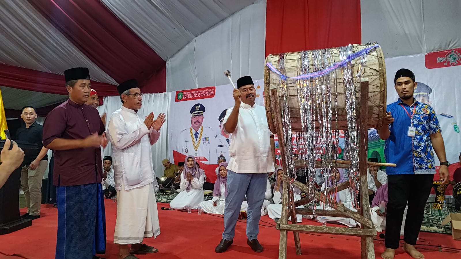 Bupati Kukar Edi Damansyah Resmikan Festival Ramadhan di Kelurahan Maluhu