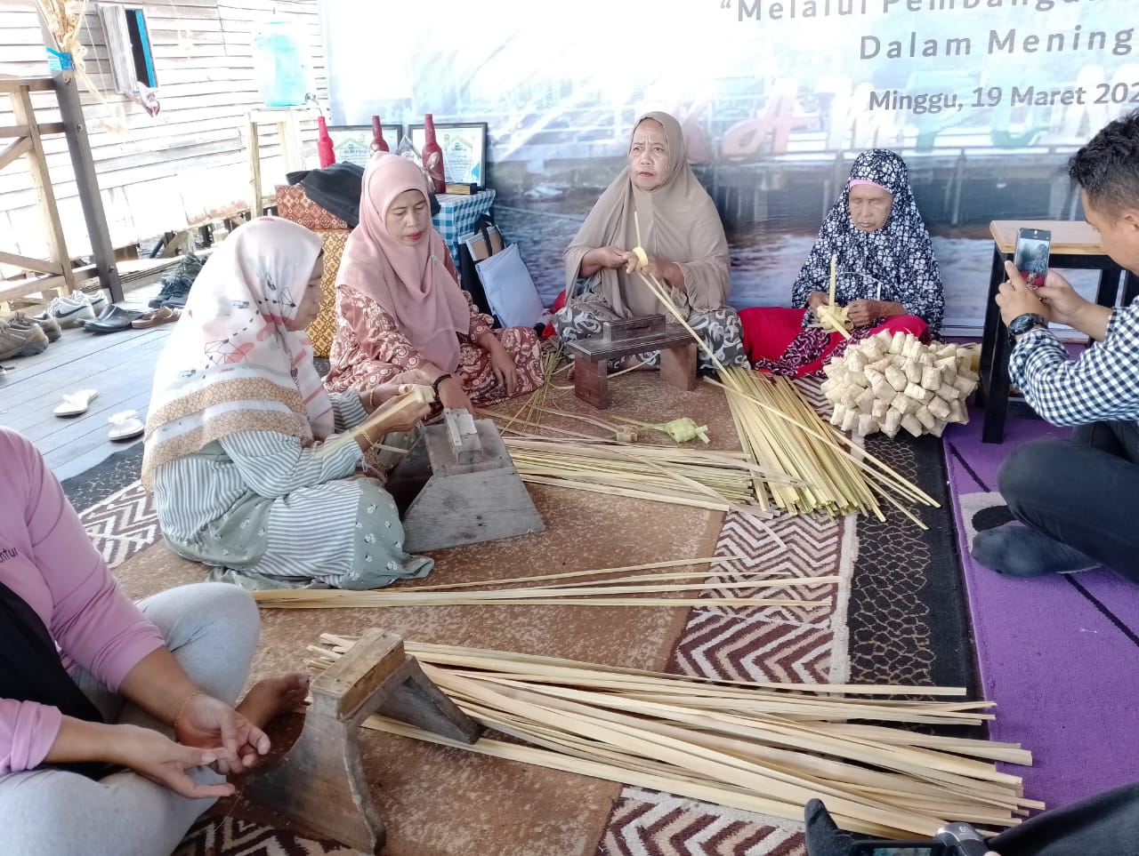 Berwisata Sambil Menambah Ilmu di Kampung Ketupat Samarinda